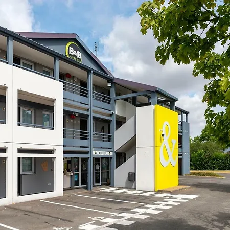 Angers 1 Hotel Beaucouzé