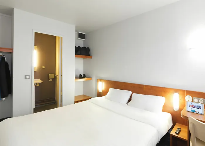 Hotel Angers 1 Beaucouzé