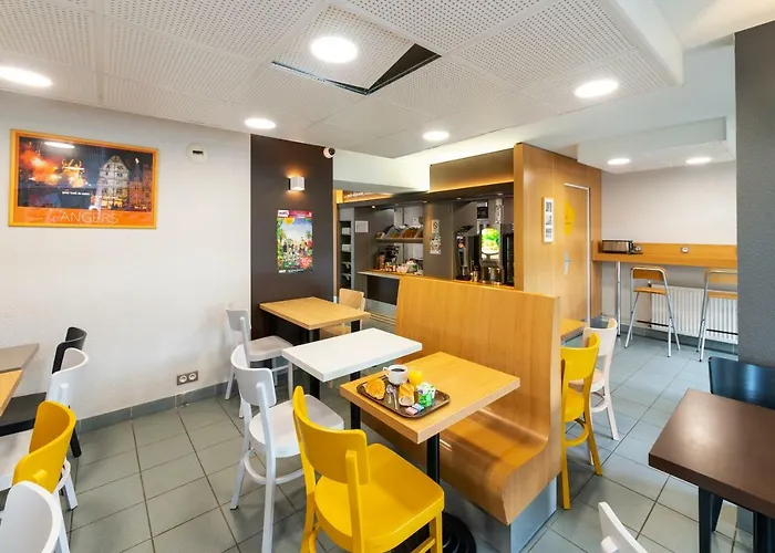 Angers 1 Hotel 2*